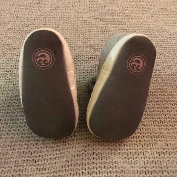 Silver high top baby shoes - Picture 3 of 3